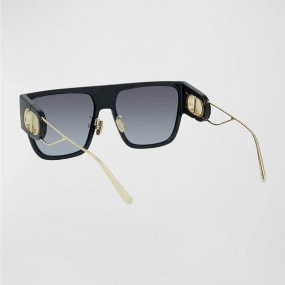 DIOR
30Montaigne S3U Sunglasses
0326 - Picture 2 of 4